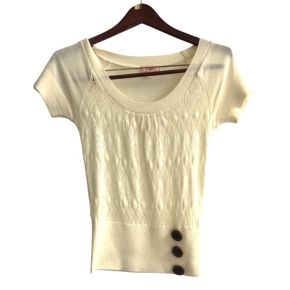 CANDIE'S- WOMEN IVORY KNIT CREW NECK SHORT SLEEVE TOP SIZE SMALL